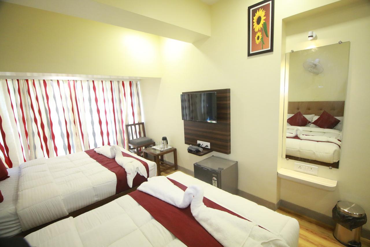 Hotel Alfa International Near Nanavati Hospital Mumbai Near Airport Mumbai Near Juhu Beach Exterior foto