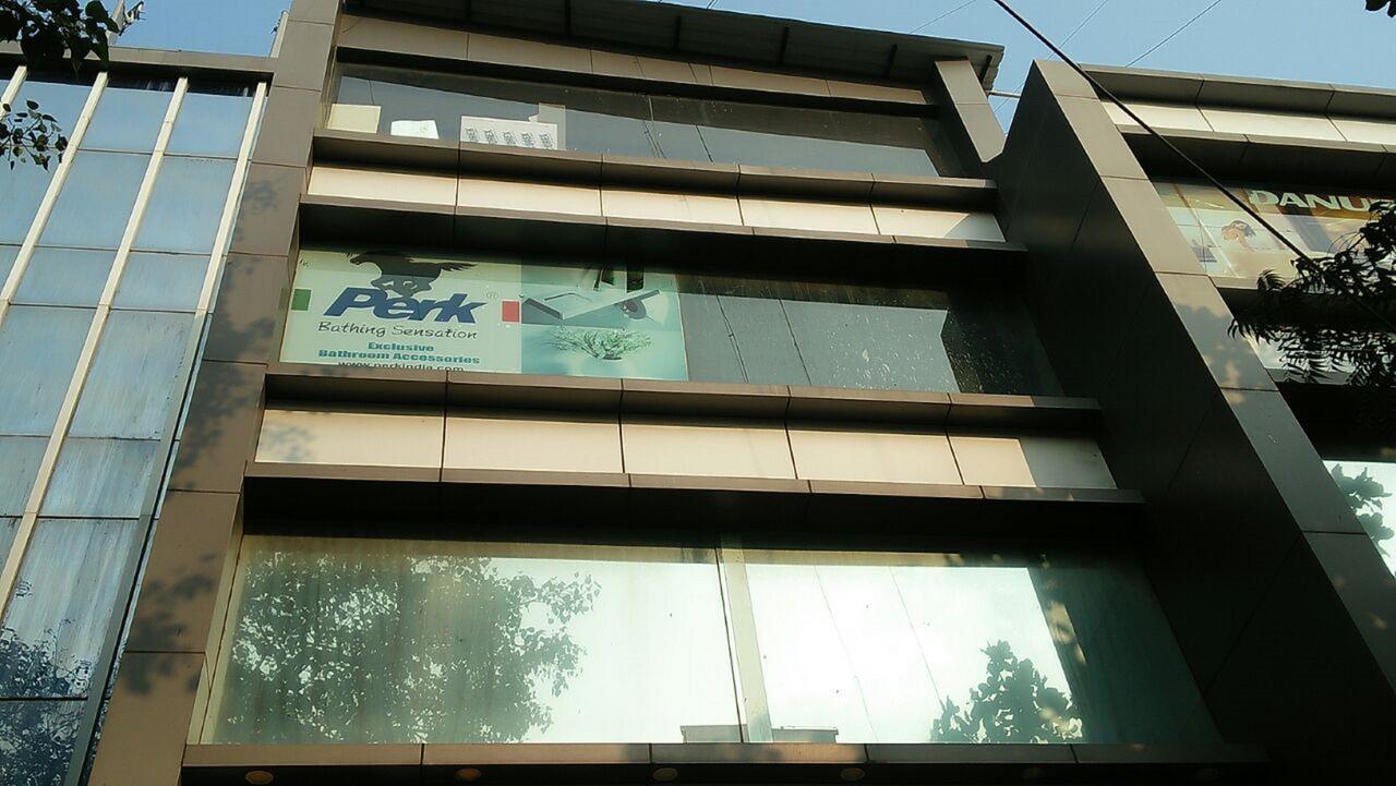 Hotel Alfa International Near Nanavati Hospital Mumbai Near Airport Mumbai Near Juhu Beach Exterior foto