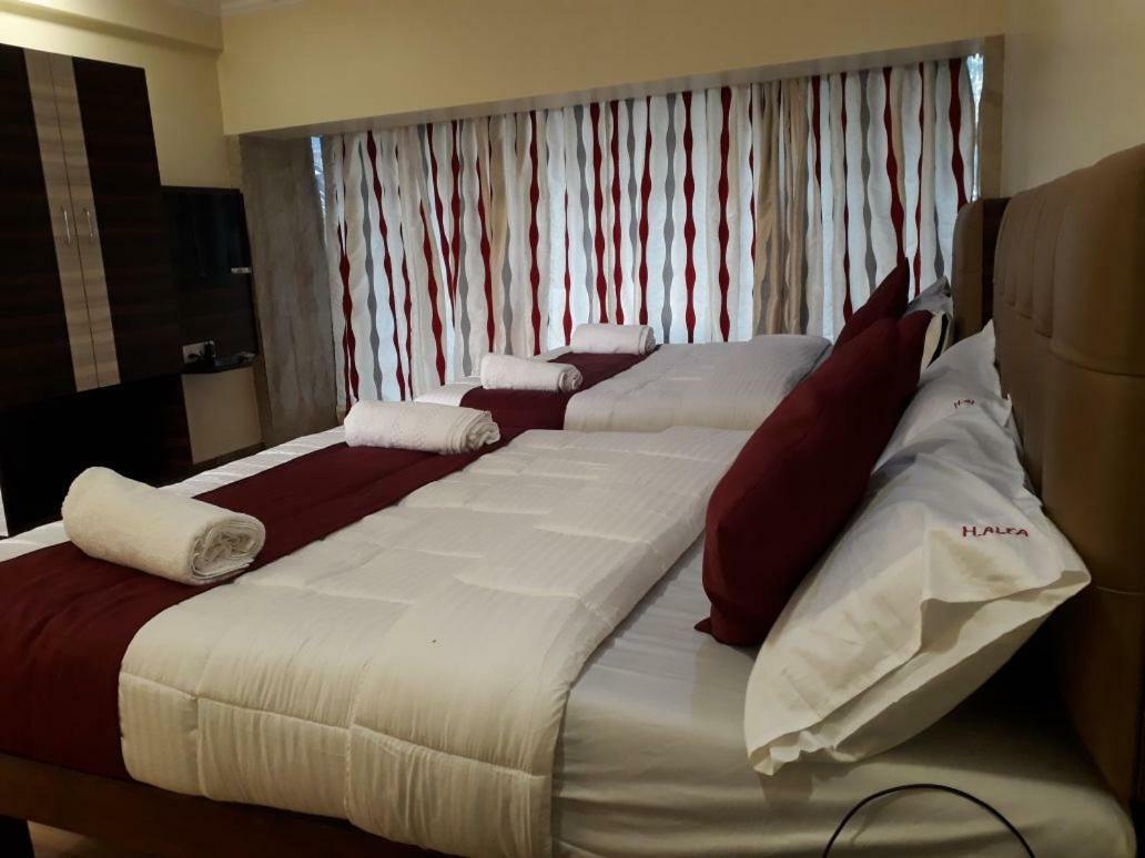 Hotel Alfa International Near Nanavati Hospital Mumbai Near Airport Mumbai Near Juhu Beach Exterior foto